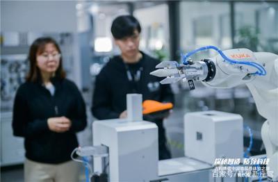 從生產(chǎn)到研發(fā) 探秘杭州灣吉利汽車工廠的智能機(jī)器人研發(fā)之路